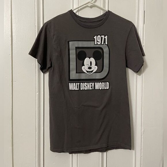 1971 Walt Disney World t shirt - Picture 1 of 4
